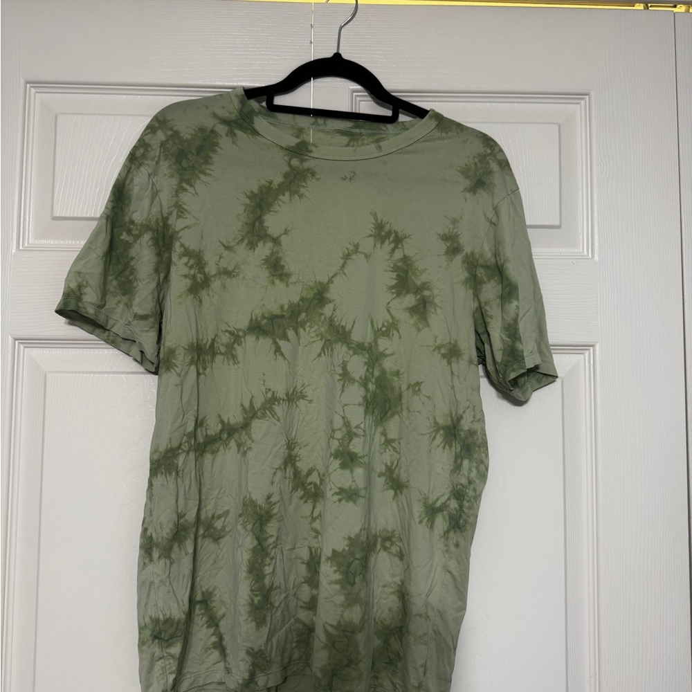 Green Lululemon Tie-Dye Men's Shirt